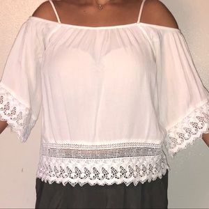 Flowy off the shoulder